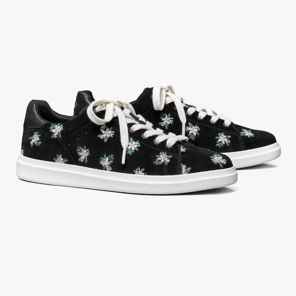 Tory Burch NWB HOWELL COURT SUEDE SNEAKER Color Daybreak Ditsy / Perfect Black